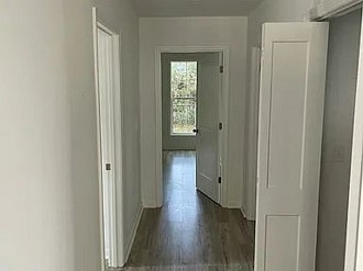 Building Photo - 403 Bayview Dr