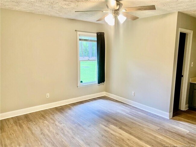 Building Photo - 115 Whitechapel Ln
