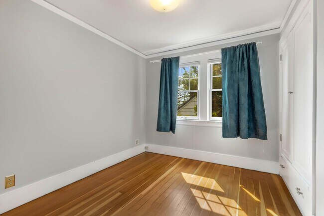 Building Photo - Timeless Wallingford Tudor | 4 Bedrooms & Flexible Dual Living