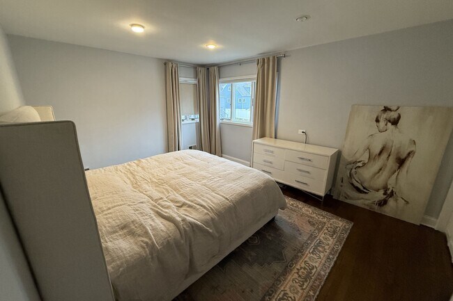 Building Photo - 9 Gibbs Rd