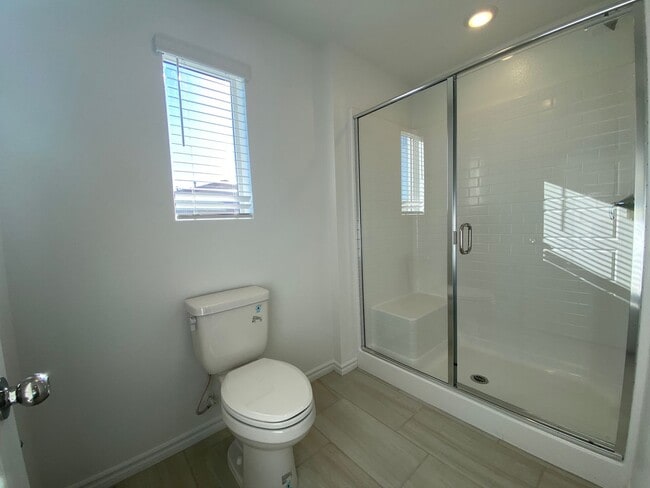 Building Photo - new build 4 bedroom house