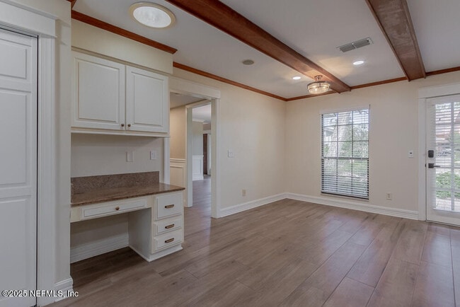 Building Photo - 4944 Mariners Point Dr