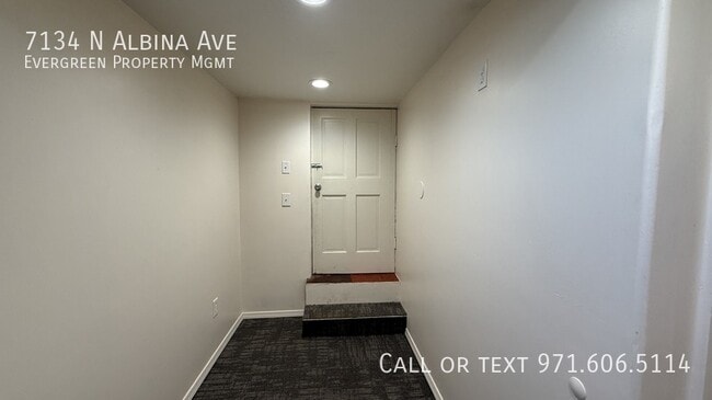 Building Photo - 7134 N Albina Ave