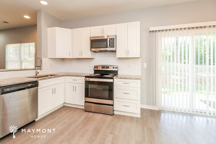 Building Photo - 205 Centre St