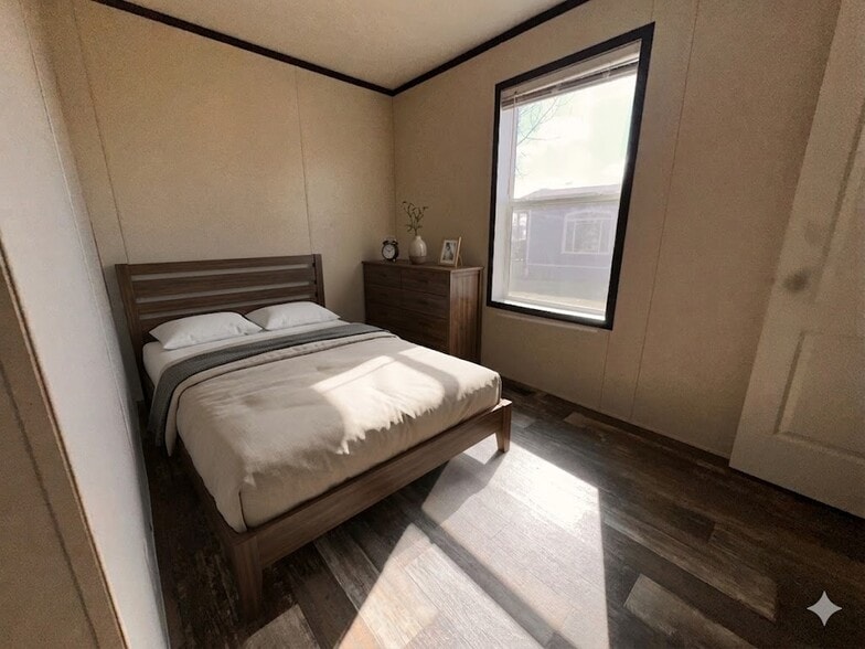 Building Photo - 24 Skeena St