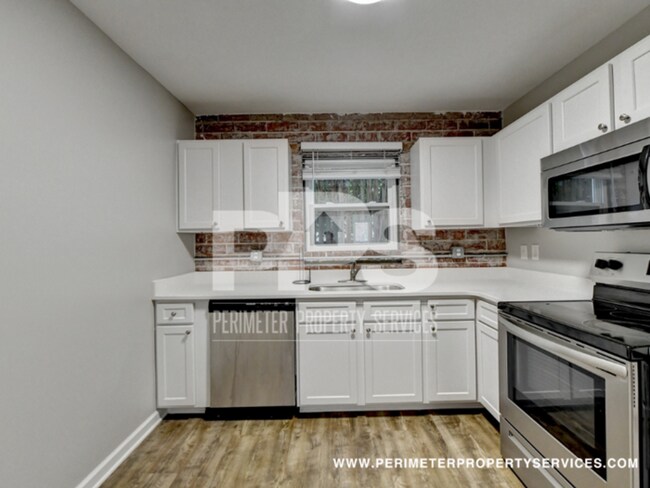 Building Photo - Old 4th Ward Flats New unit available! Com...