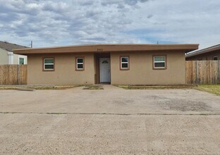 Building Photo - 2911 W Louisiana Ave