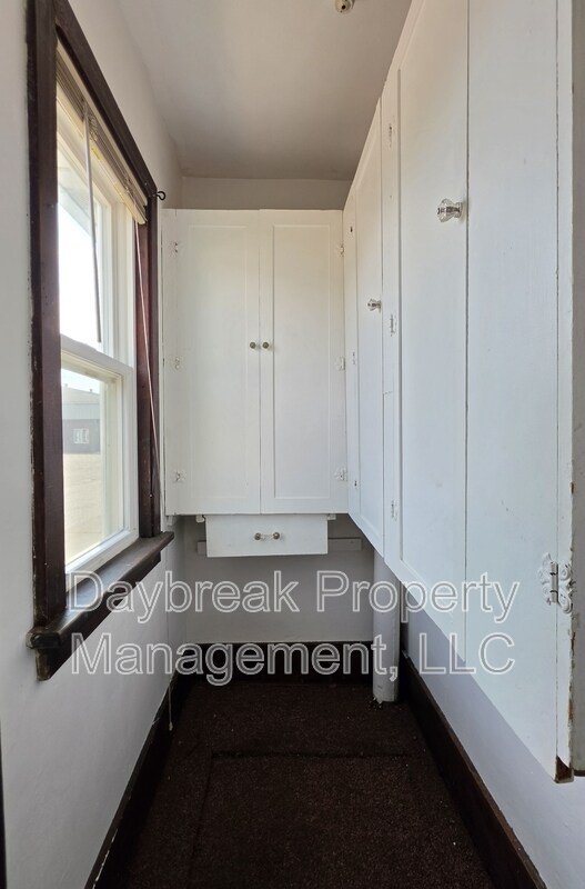 Building Photo - 1312 1/2 3rd Avenue North
