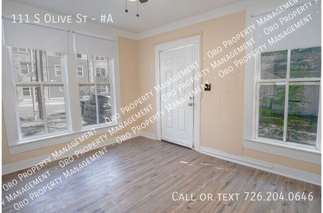 Building Photo - 111 S Olive St