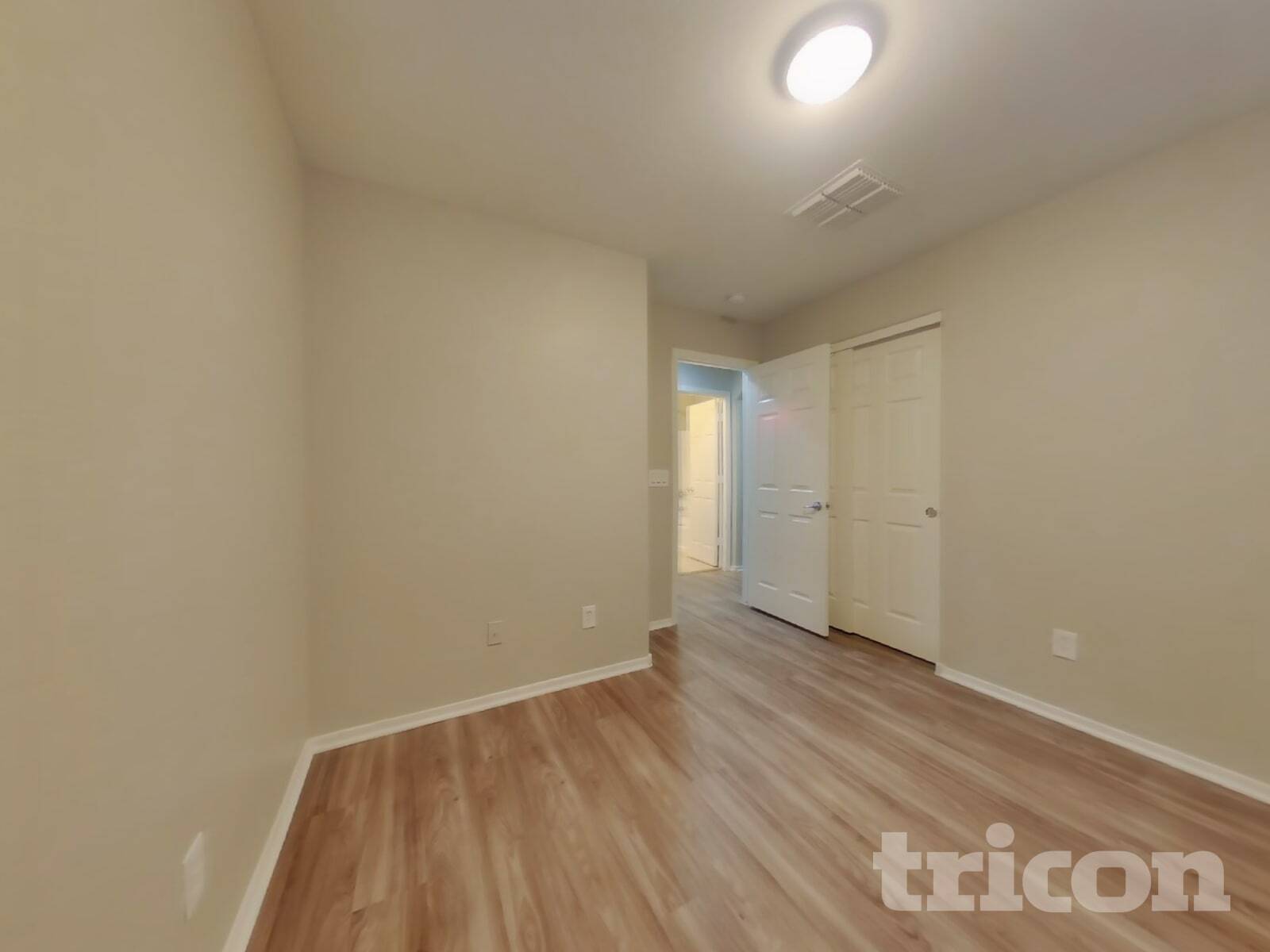 Building Photo - 10268 W Sands Dr