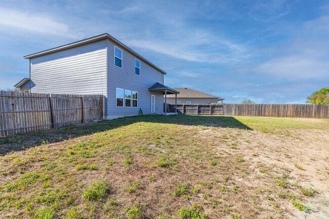 Building Photo - 2450 Keyhole Vw