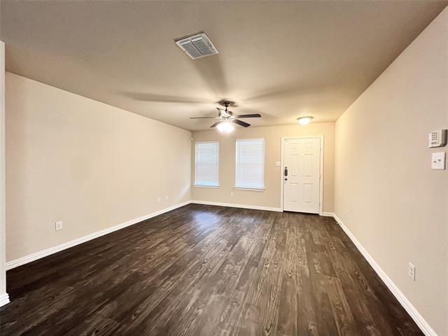 Building Photo - 660 River Garden Dr