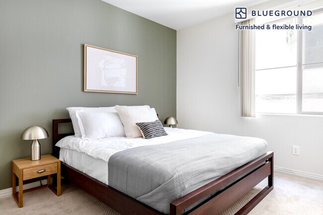 Building Photo - 8040 W Manchester Ave