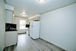Building Photo - 2206 Statler Dr