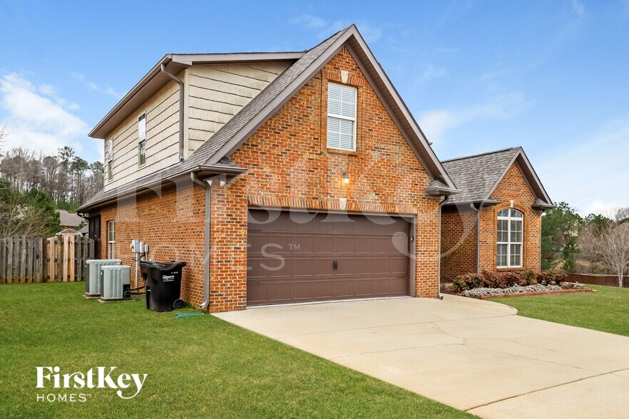 Building Photo - 5830 Heritage Park Dr