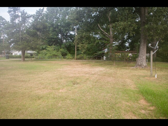 Building Photo - 35 Barham Loop