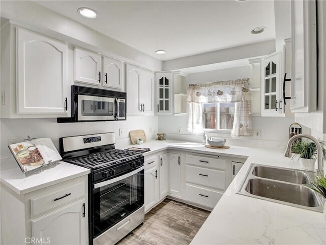 Building Photo - 17815 Lysander Dr