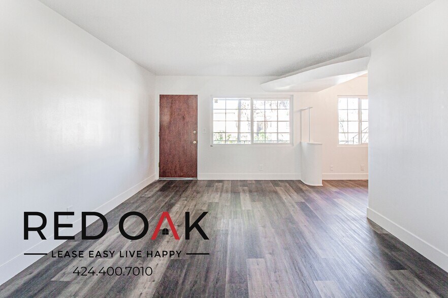 Building Photo - 901 Centinela Ave