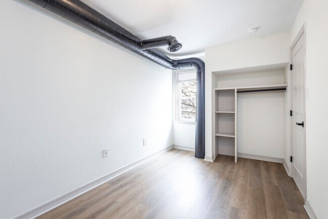 Building Photo - 2335 N 30th St