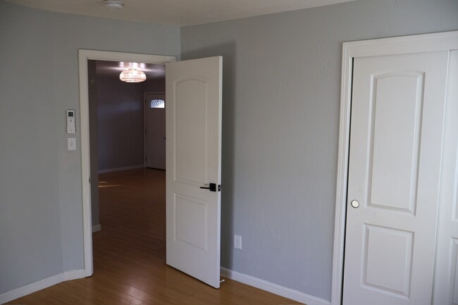 Building Photo - 770 Verano Ave