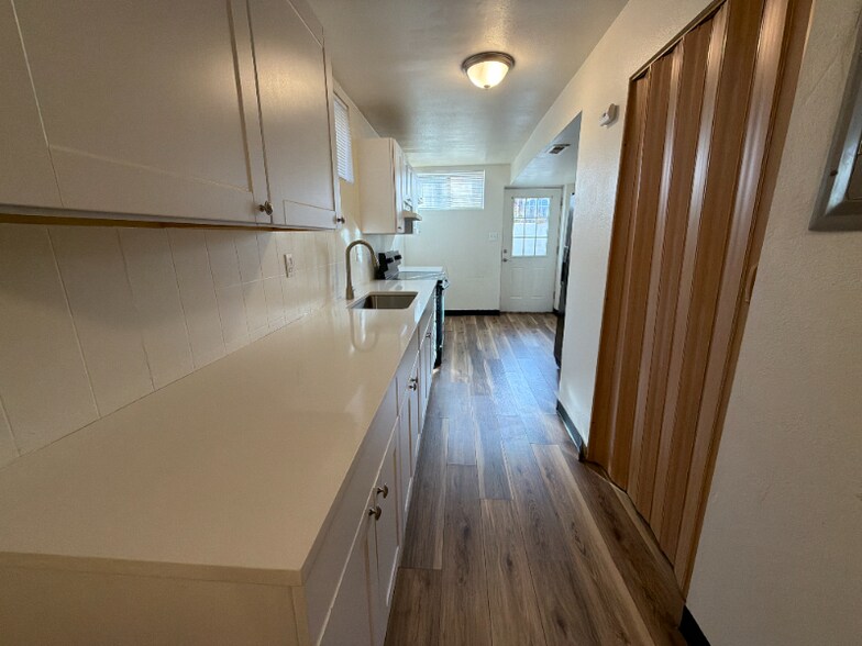 Building Photo - 1500 8th St