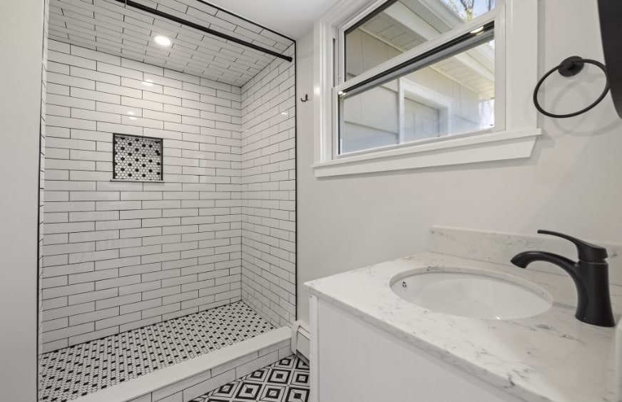 Building Photo - 24 Tyler Rd