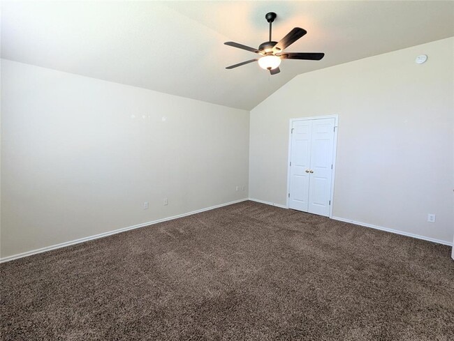 Building Photo - 2604 Southern Hills Dr