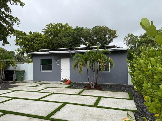 Primary Photo - 1295 NW 122nd St