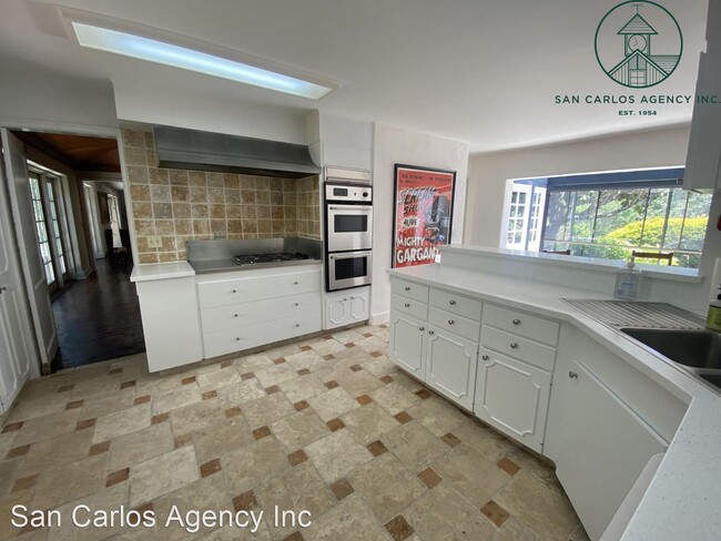 Building Photo - 5 br, 5 bath House - 1457 Cypress Drive