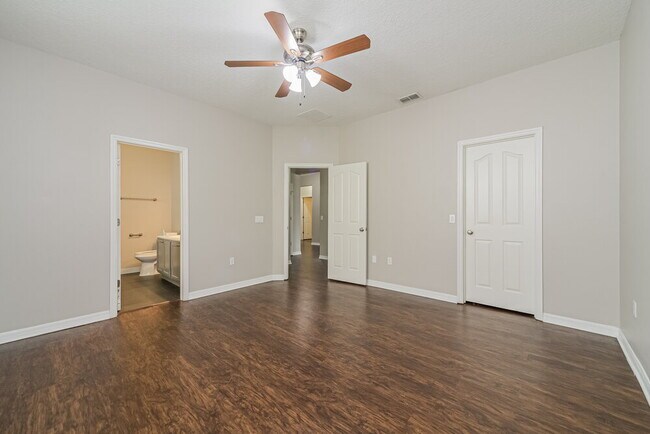 Building Photo - 2701 Amanda Kay Way