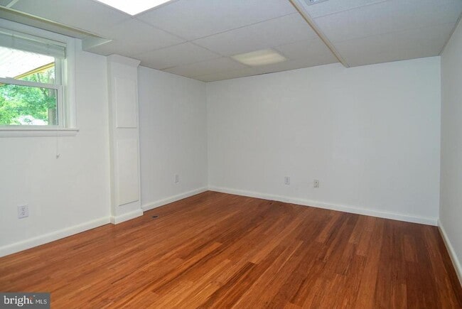 Building Photo - 606 Kingsley Rd SW