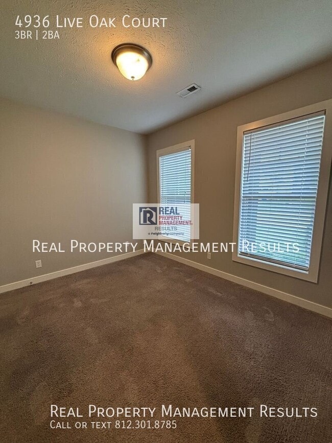 Building Photo - 4936 Live Oak Ct
