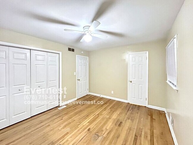 Building Photo - Cozy 3-Bedroom Home in Quiet Neighborhood ...