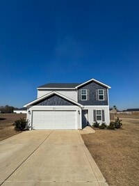 Building Photo - Spacious 4 Bed 2.5 Bath Home with Flex Rooms