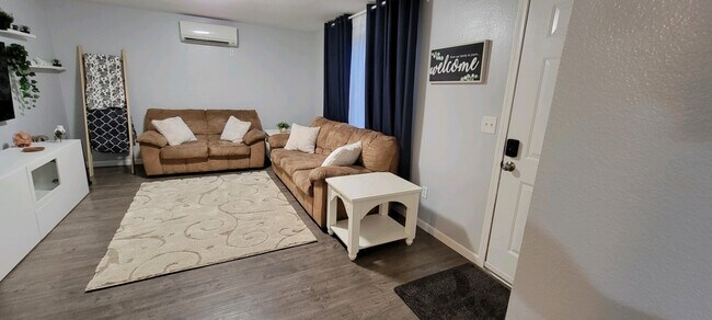 Living Room - 4817 NE 52nd Cir