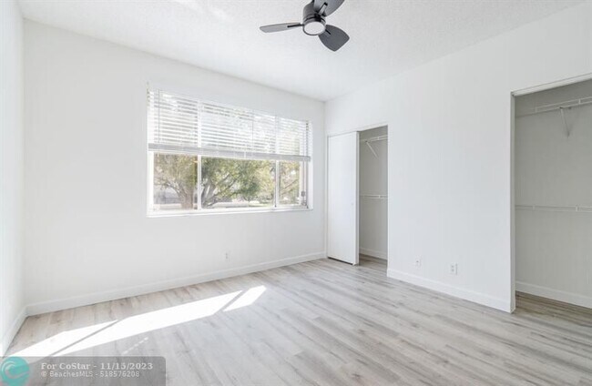 Building Photo - 65 Whitehead Cir