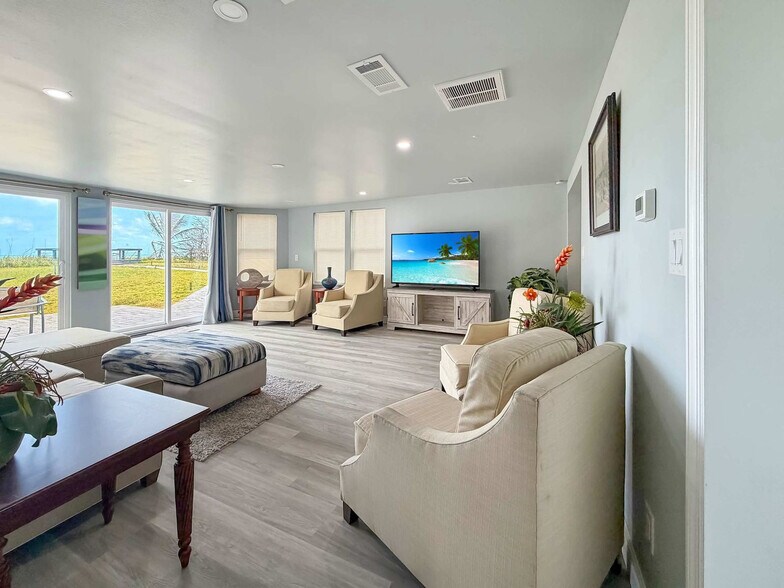 Building Photo - 6403 South Highway A1A-SI ID1044462P