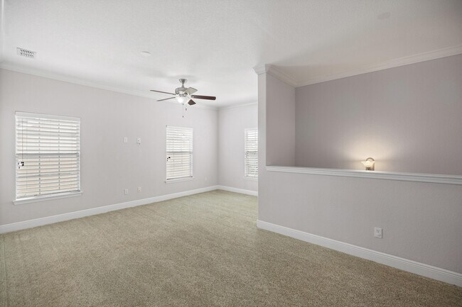 Building Photo - 1578 Venice Ave