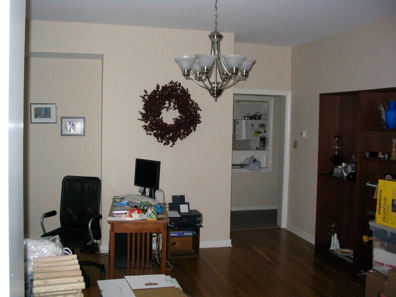 Building Photo - 312 W Auglaize St