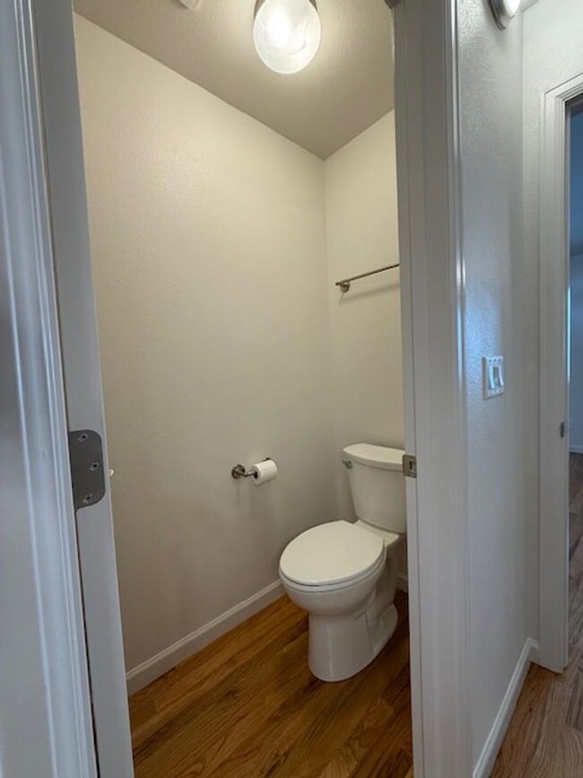 Building Photo - Fully Upgraded Executive Home For Lease