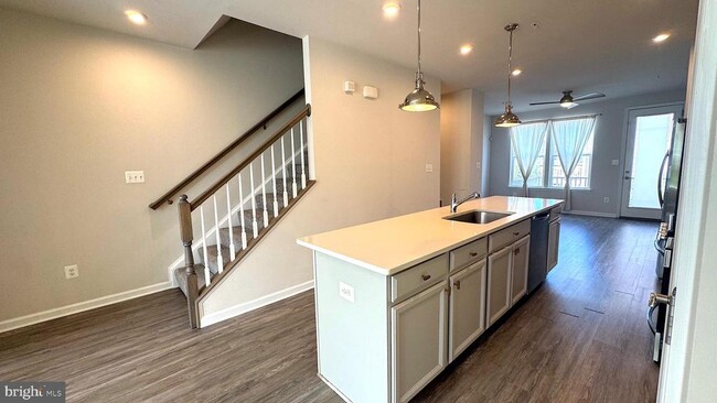 Building Photo - 7244 Clagett Dr
