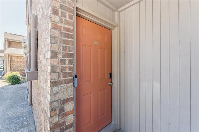 Building Photo - 5132 Amesbury Dr
