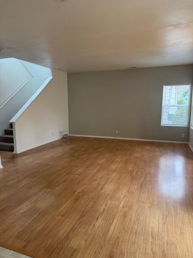 Building Photo - Beautiful 3-Bedroom, 2-Bath Home In Barger Area Of West Eugene!