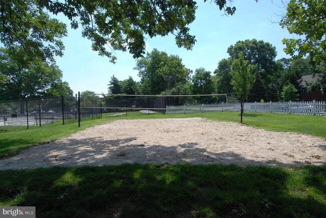 Building Photo - 3139 Martha Custis Dr