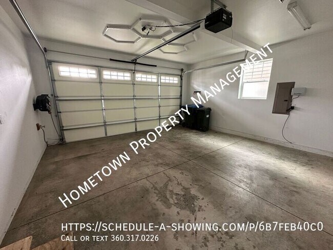 Building Photo - 5937 Ashbourne Ln SE