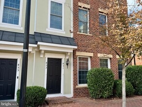 Building Photo - 451 Kornblau Terrace SE