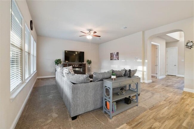 Building Photo - 19209 Chayton Cir