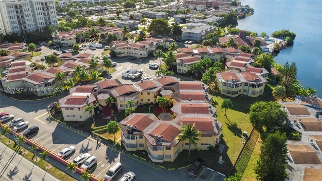 Building Photo - 18630 NE 18th Ave