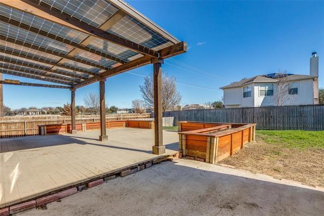 Building Photo - 2222 Wisteria Way