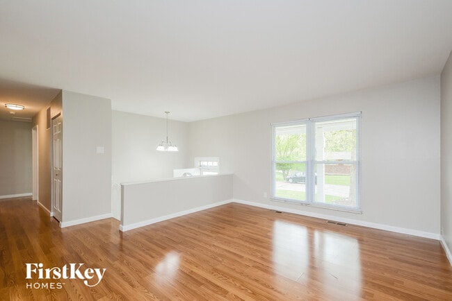 Building Photo - 1244 Marchi Dr